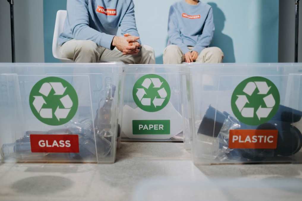 4 In-Home Household Waste Sorting & Organization Service | Multi-Compartment Transparent Recycling Bin Set - Image 1